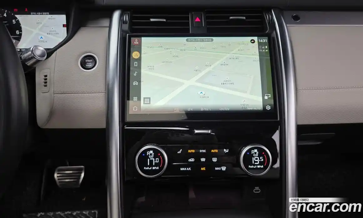 Land Rover Discovery 2022 3.0 автомат (гидро), фото 17