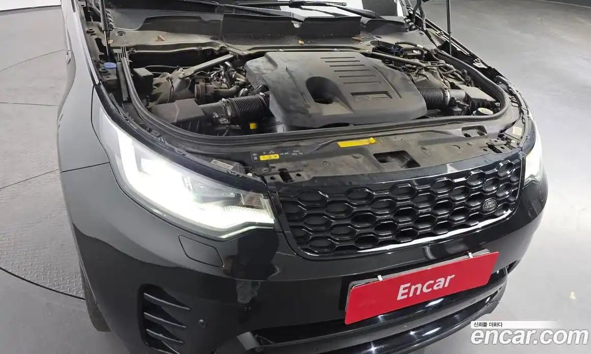 Land Rover Discovery 2022 3.0 автомат (гидро), фото 6