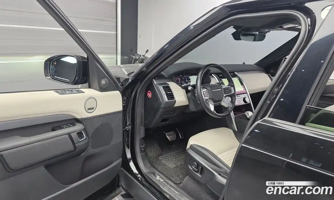 Land Rover Discovery 2022 3.0 автомат (гидро), фото 10