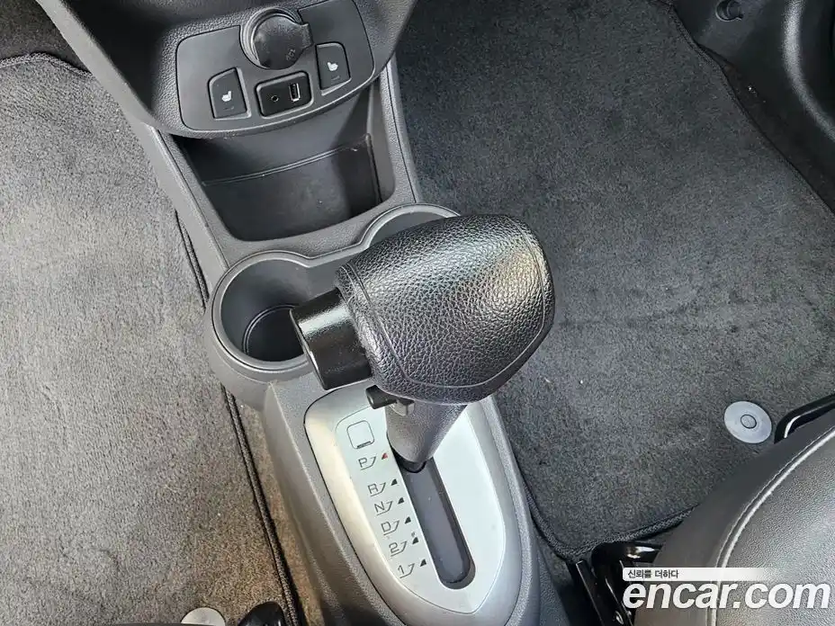 Chevrolet Spark 2014 1.0 автомат (гидро), фото 9