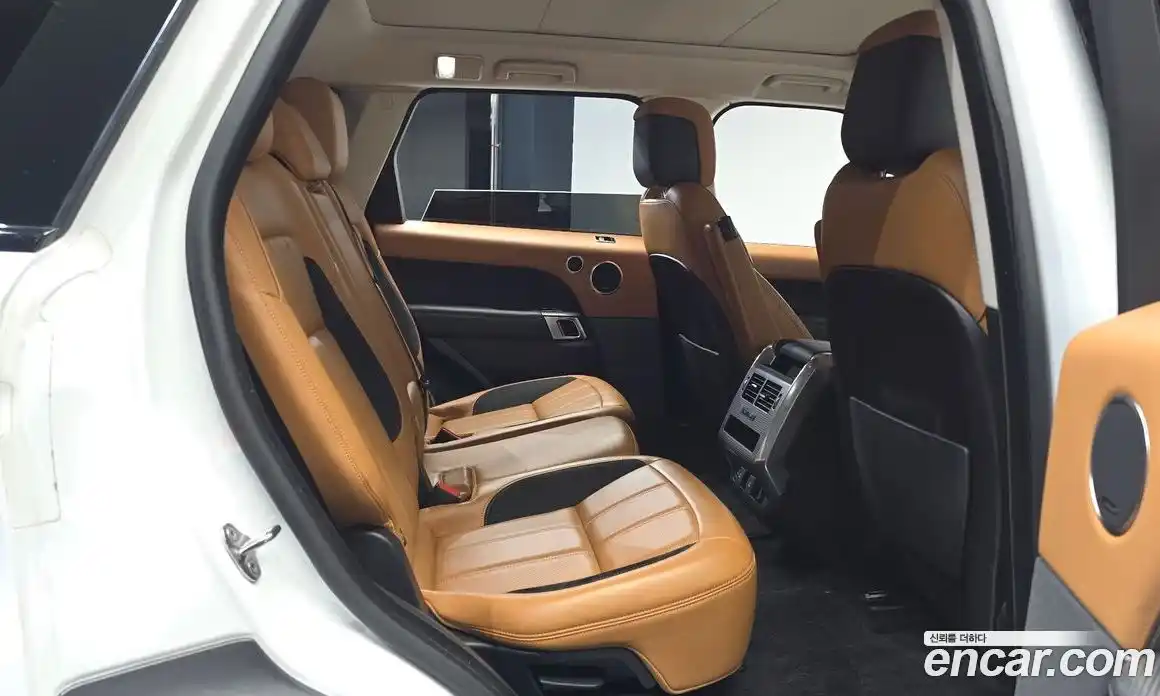Land Rover Range Rover Sport 2019 3.0 автомат (гидро), фото 17