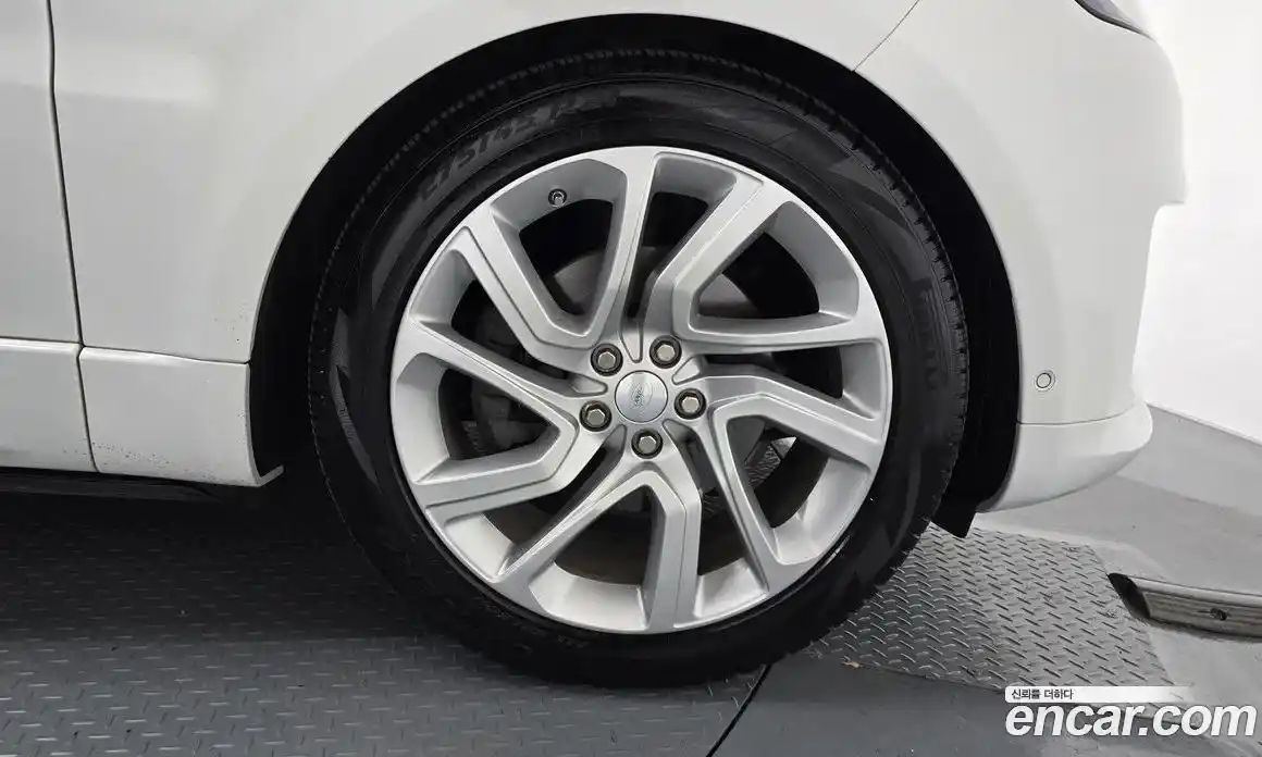 Land Rover Range Rover Sport 2019 3.0 автомат (гидро), фото 7