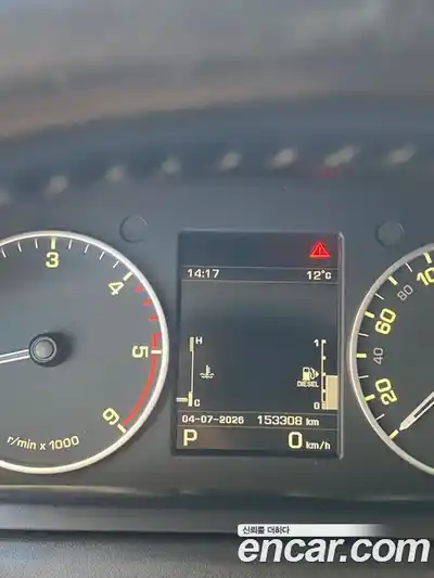 Land Rover Discovery 2013 3.0 автомат (гидро), миниатюра 8
