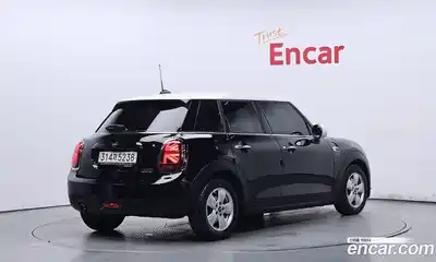 Mini Cooper, 2019, 23 374 км