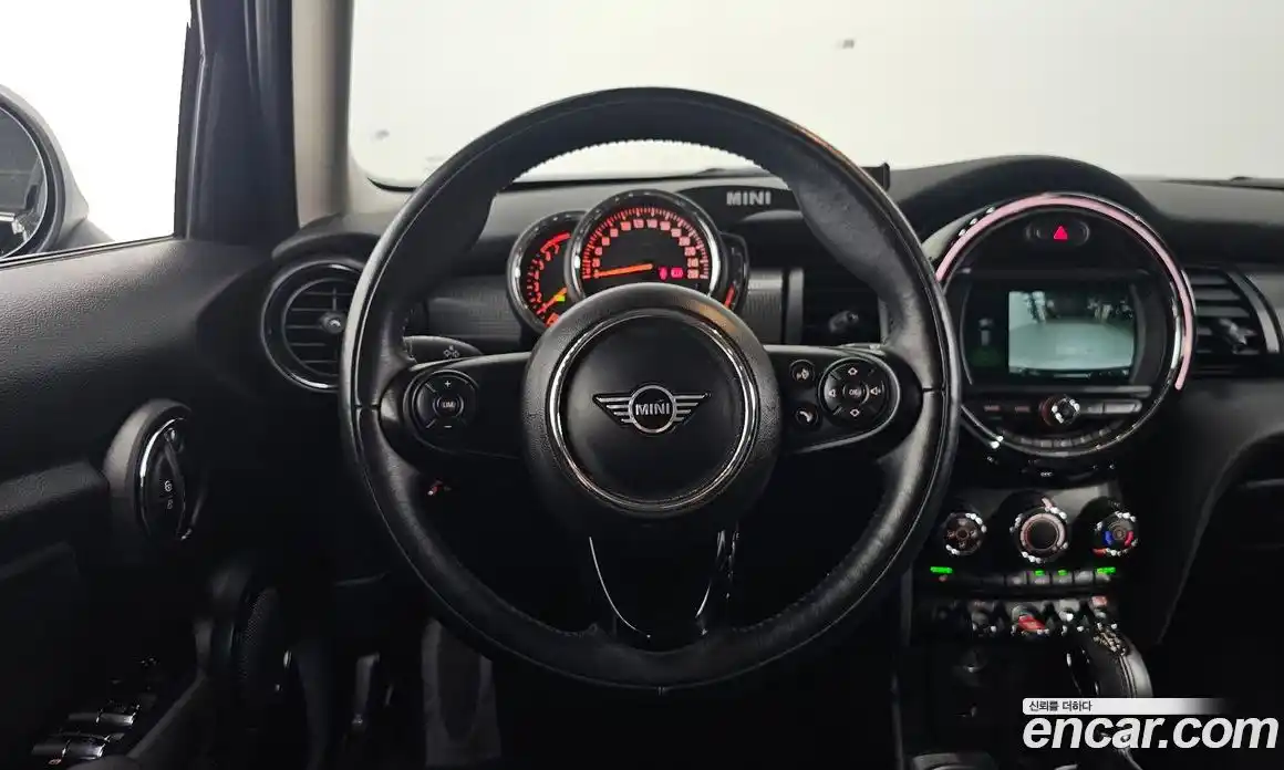 Mini Cooper 2019 1.5 автомат (гидро), фото 19