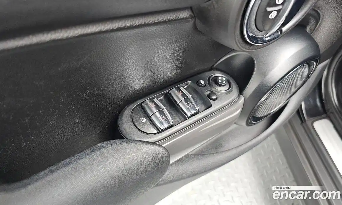 Mini Cooper 2019 1.5 автомат (гидро), фото 24