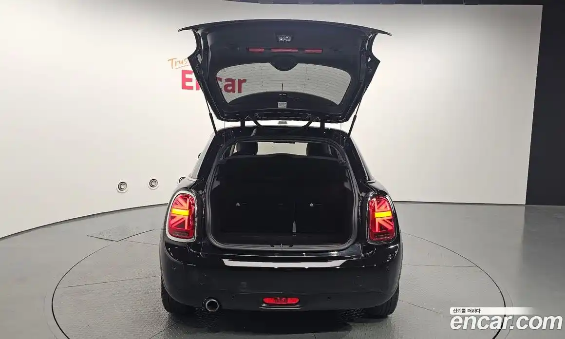 Mini Cooper 2019 1.5 автомат (гидро), фото 25