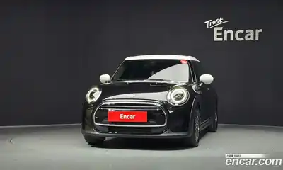 Mini Cooper 2023 1.5 автомат (гидро), миниатюра 3