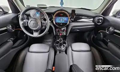 Mini Cooper 2023 1.5 автомат (гидро), миниатюра 7