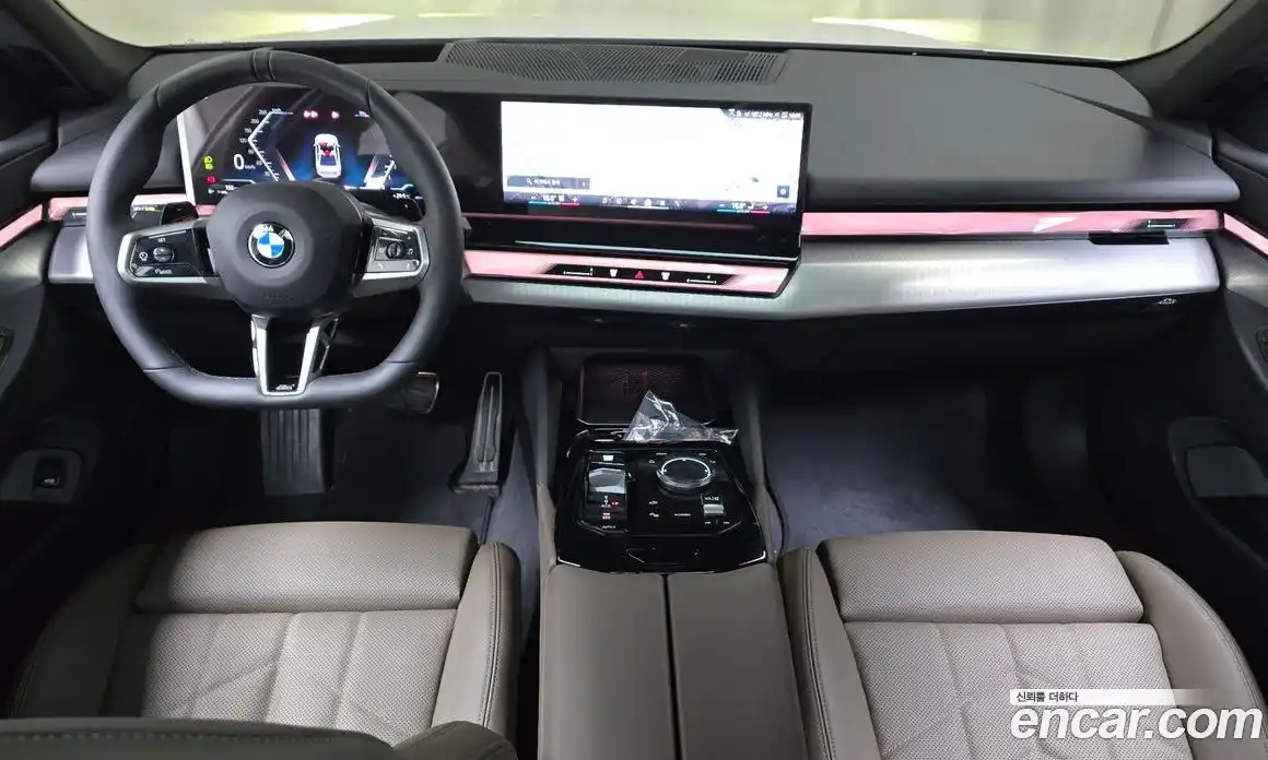 BMW 5 серия 2025 2.0 автомат (гидро), фото 7