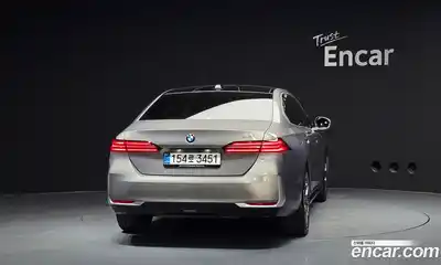 BMW 5 серия 2025 2.0 автомат (гидро), миниатюра 4