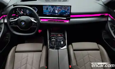 BMW 5 серия 2025 2.0 автомат (гидро), миниатюра 7
