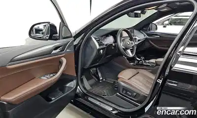 BMW X4 2025 2.0 автомат (гидро), миниатюра 10