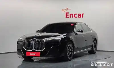 BMW 7 серия, 2025, 13 437 км