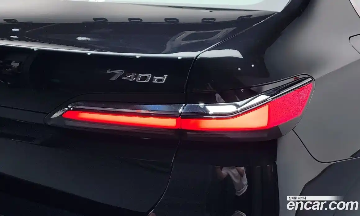 BMW 7 серия 2025 3.0 автомат (гидро), фото 9