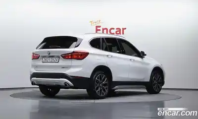 BMW X1 2022 2.0 автомат (гидро), миниатюра 2