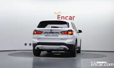 BMW X1 2022 2.0 автомат (гидро), миниатюра 4