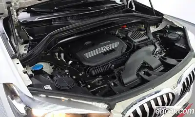 BMW X1 2022 2.0 автомат (гидро), миниатюра 6