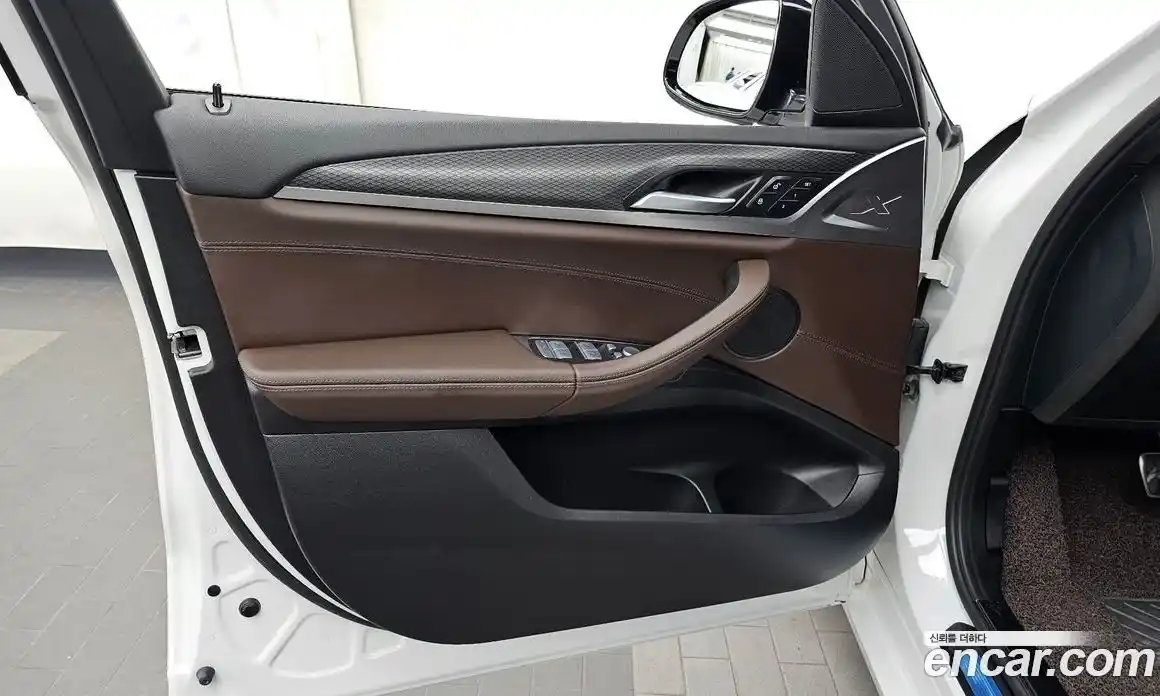 BMW X3 2023 2.0 автомат (гидро), фото 14