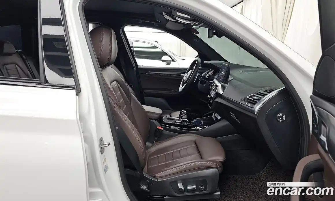 BMW X3 2023 2.0 автомат (гидро), фото 17