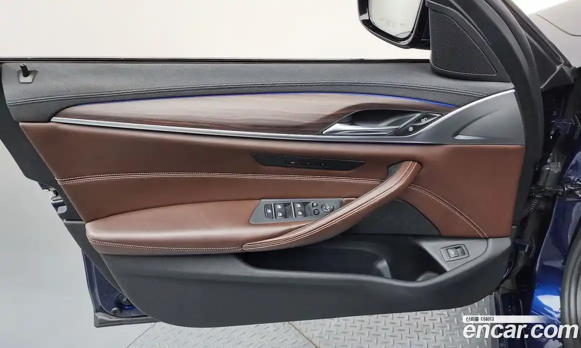 BMW 5 серия 2017 2.0 автомат (гидро), фото 14