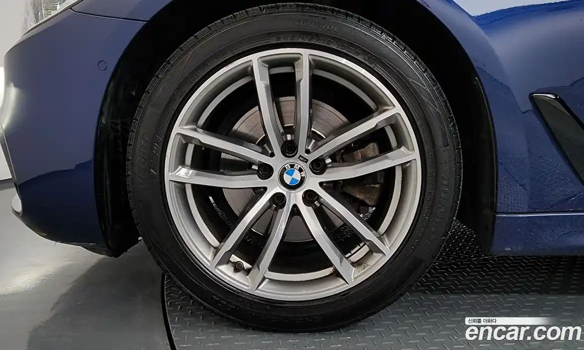 BMW 5 серия 2017 2.0 автомат (гидро), фото 5