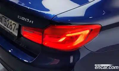 BMW 5 серия 2017 2.0 автомат (гидро), миниатюра 9
