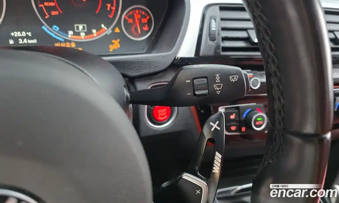 BMW 3 серия 2017 2.0 автомат (гидро), фото 30