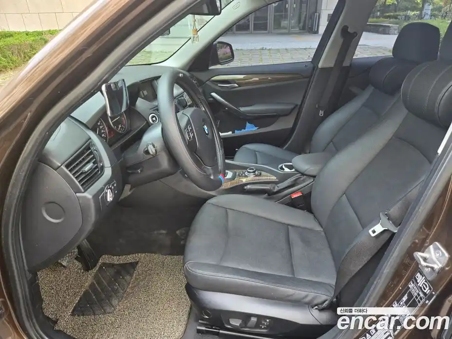 BMW X1 2013 2.0 автомат (гидро), фото 13