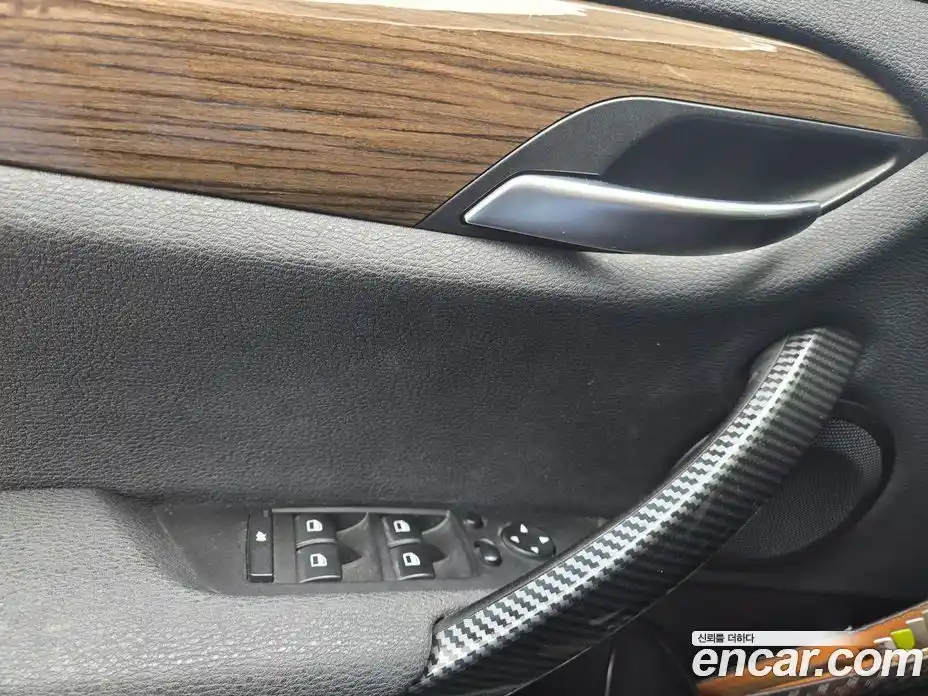 BMW X1 2013 2.0 автомат (гидро), фото 14