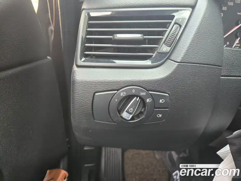 BMW X1 2013 2.0 автомат (гидро), фото 15