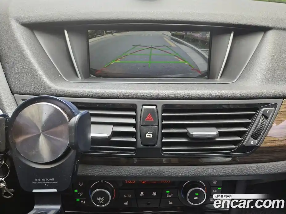 BMW X1 2013 2.0 автомат (гидро), фото 17