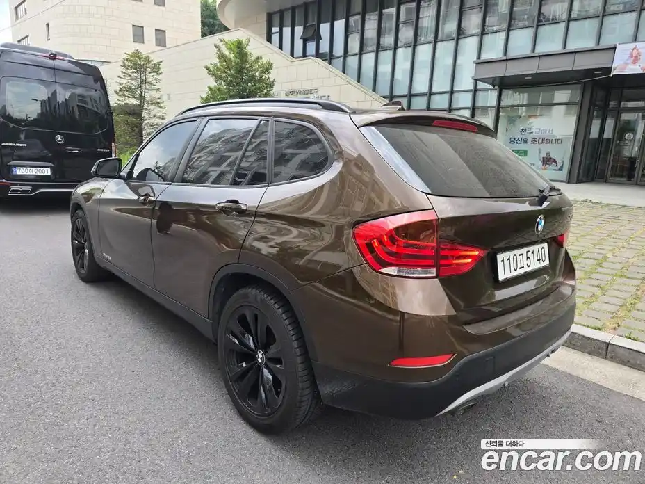 BMW X1 2013 2.0 автомат (гидро), фото 3
