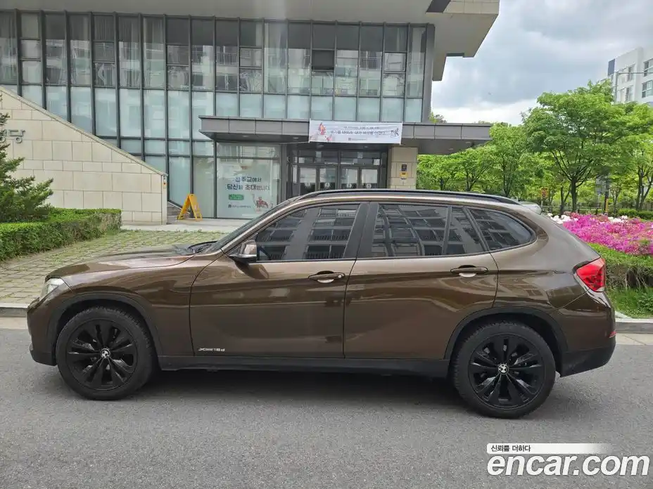 BMW X1 2013 2.0 автомат (гидро), фото 4