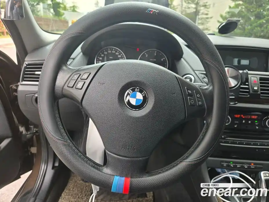 BMW X1 2013 2.0 автомат (гидро), фото 10