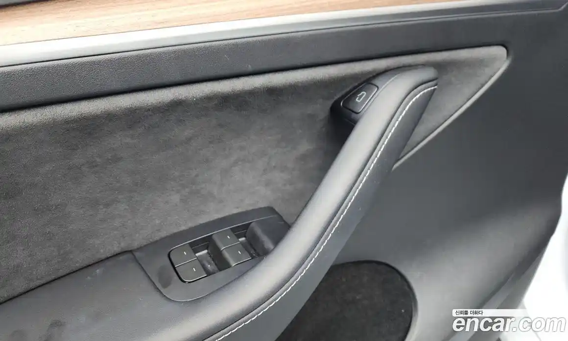 Tesla Model Y 2024 0.2 автомат (гидро), фото 25 Tesla Model Y 2024 0.2 автомат (гидро), фото 25