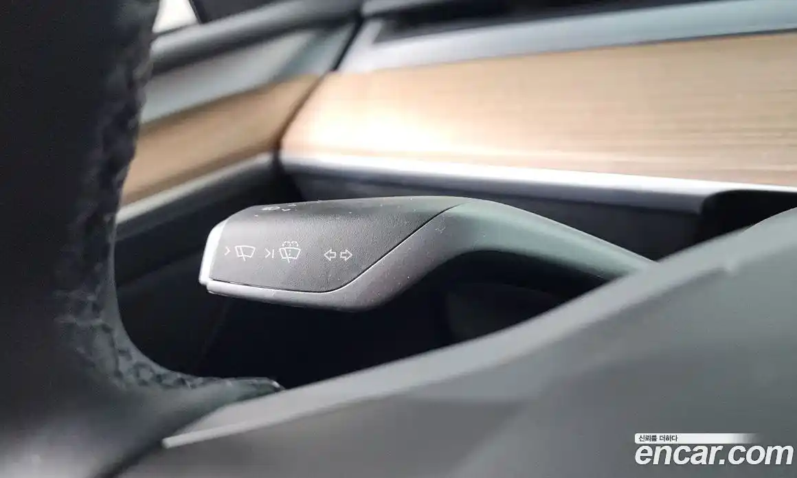 Tesla Model Y 2024 0.2 автомат (гидро), фото 29 Tesla Model Y 2024 0.2 автомат (гидро), фото 29