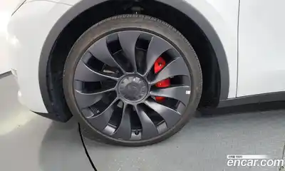 Tesla Model Y 2024 0.2 автомат (гидро), миниатюра 5 Tesla Model Y 2024 0.2 автомат (гидро), миниатюра 5