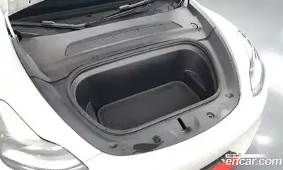 Tesla Model Y 2024 0.2 автомат (гидро), миниатюра 6 Tesla Model Y 2024 0.2 автомат (гидро), миниатюра 6
