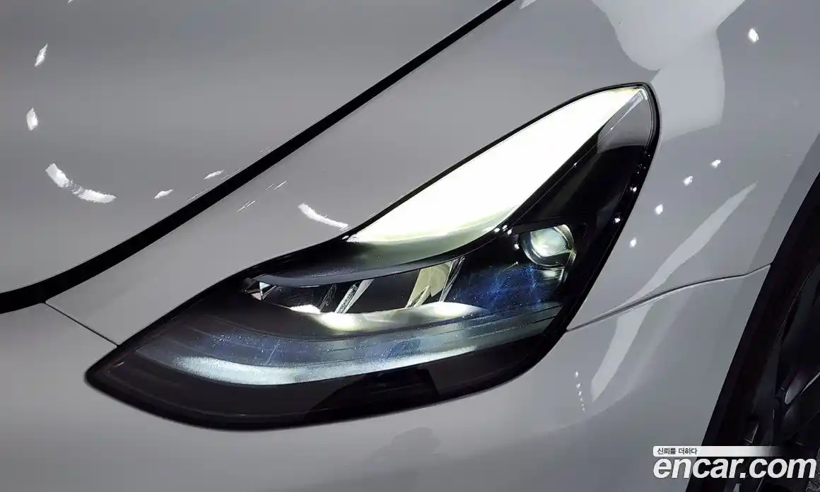 Tesla Model Y 2024 0.2 автомат (гидро), фото 8 Tesla Model Y 2024 0.2 автомат (гидро), фото 8
