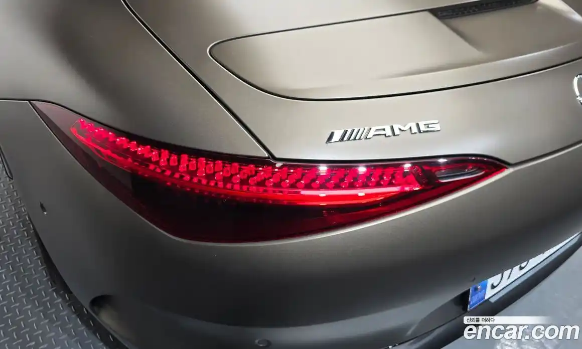 Mercedes-Benz SL-Class 2023 4.0 гидро, фото 9