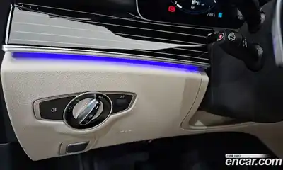 Mercedes-Benz E-Class 2022 3.0 автомат (гидро), миниатюра 11