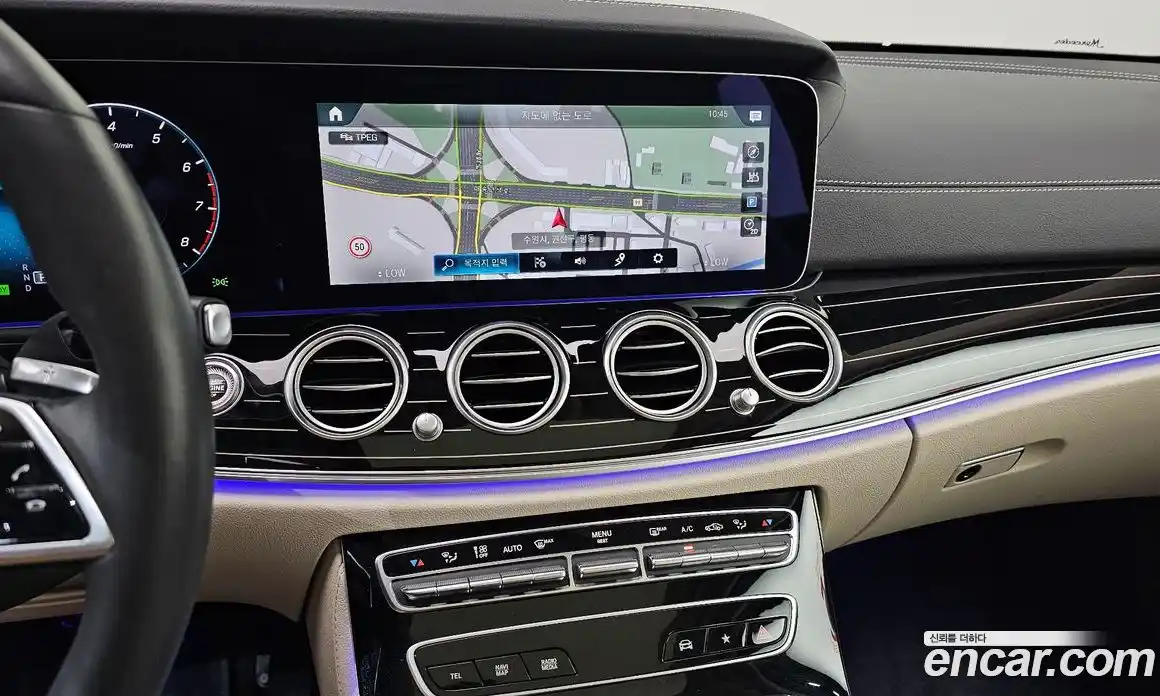 Mercedes-Benz E-Class 2022 3.0 автомат (гидро), фото 16