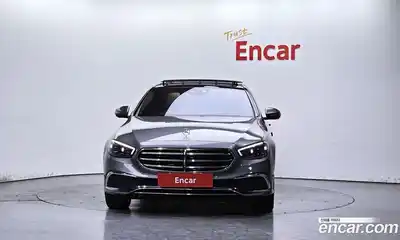 Mercedes-Benz E-Class 2022 3.0 автомат (гидро), миниатюра 3