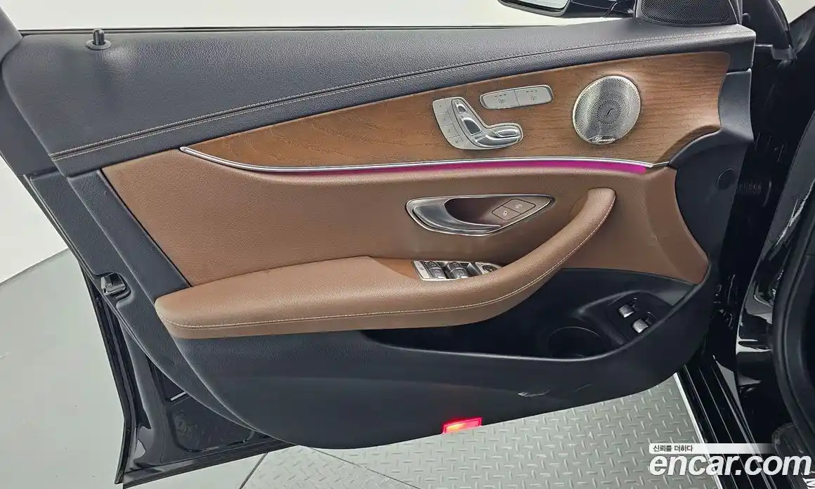 Mercedes-Benz E-Class 2021 2.0 автомат (гидро), фото 14