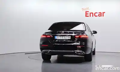 Mercedes-Benz E-Class 2021 2.0 автомат (гидро), миниатюра 4