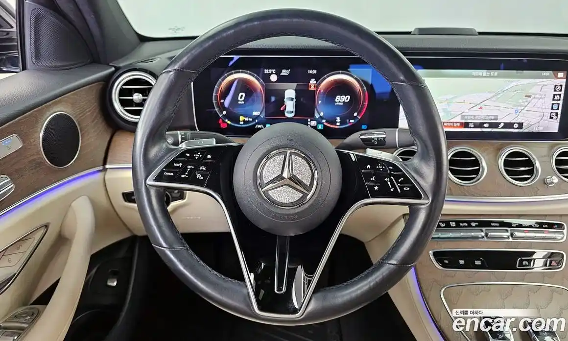 Mercedes-Benz E-Class 2022 2.0 автомат (гидро), фото 19