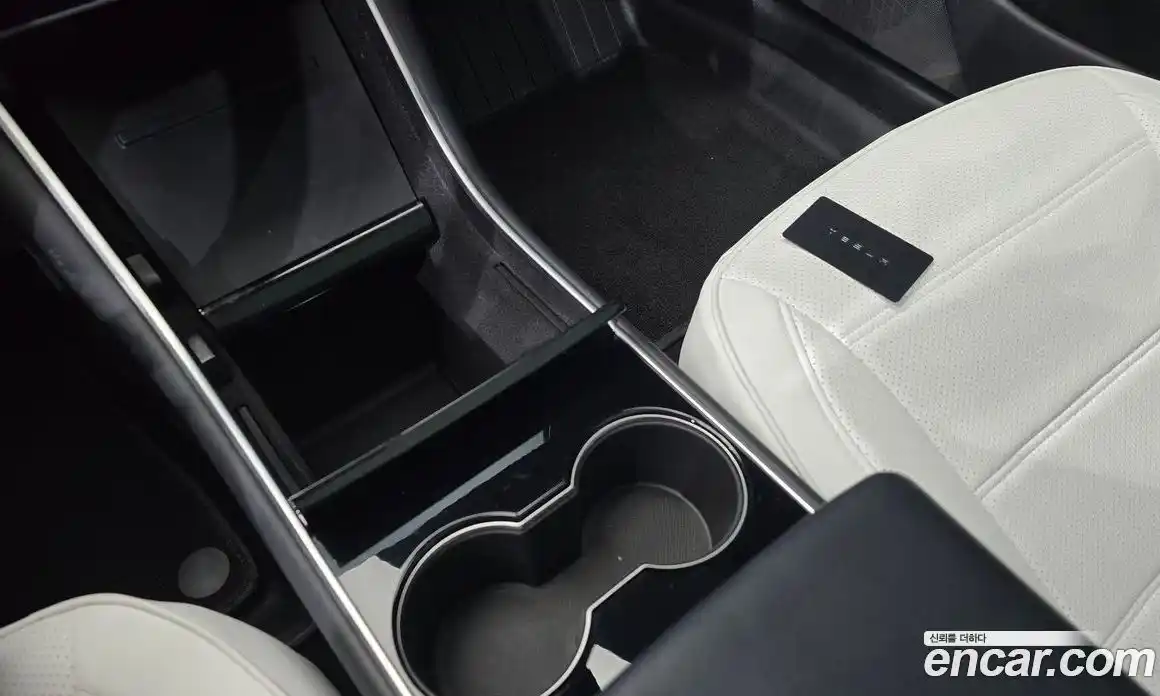 Tesla Model 3 2019 0.2 автомат (гидро), фото 27 Tesla Model 3 2019 0.2 автомат (гидро), фото 27