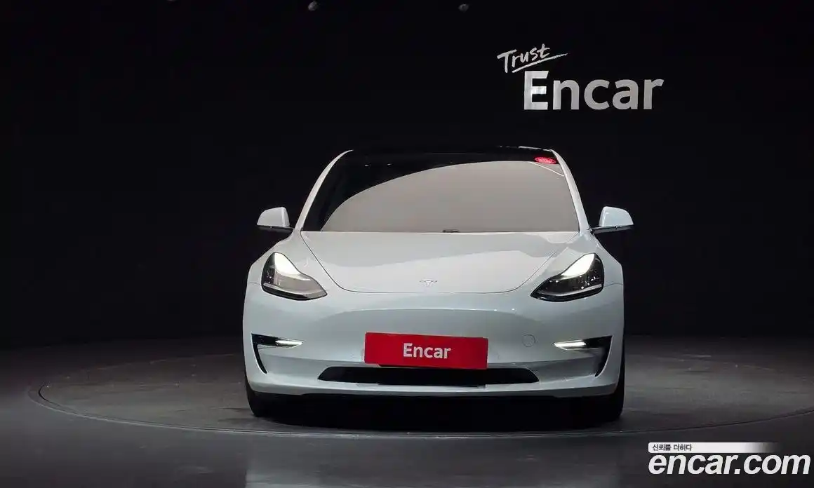 Tesla Model 3 2019 0.2 автомат (гидро), фото 3 Tesla Model 3 2019 0.2 автомат (гидро), фото 3