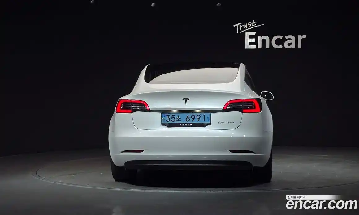 Tesla Model 3 2019 0.2 автомат (гидро), фото 4 Tesla Model 3 2019 0.2 автомат (гидро), фото 4
